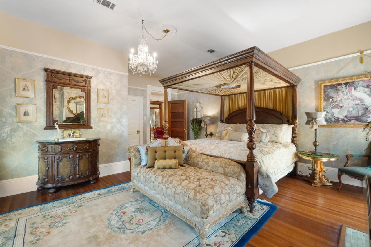 Ross Mansion Bed & Breakfast Hattiesburg Exterior photo
