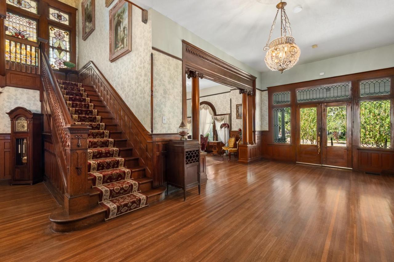Ross Mansion Bed & Breakfast Hattiesburg Exterior photo