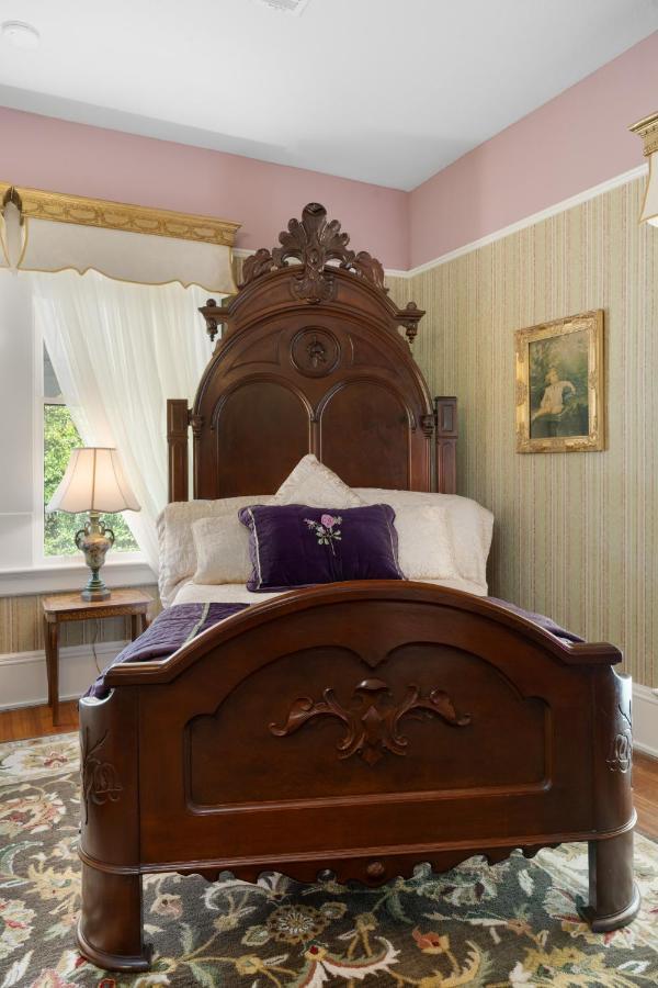 Ross Mansion Bed & Breakfast Hattiesburg Exterior photo