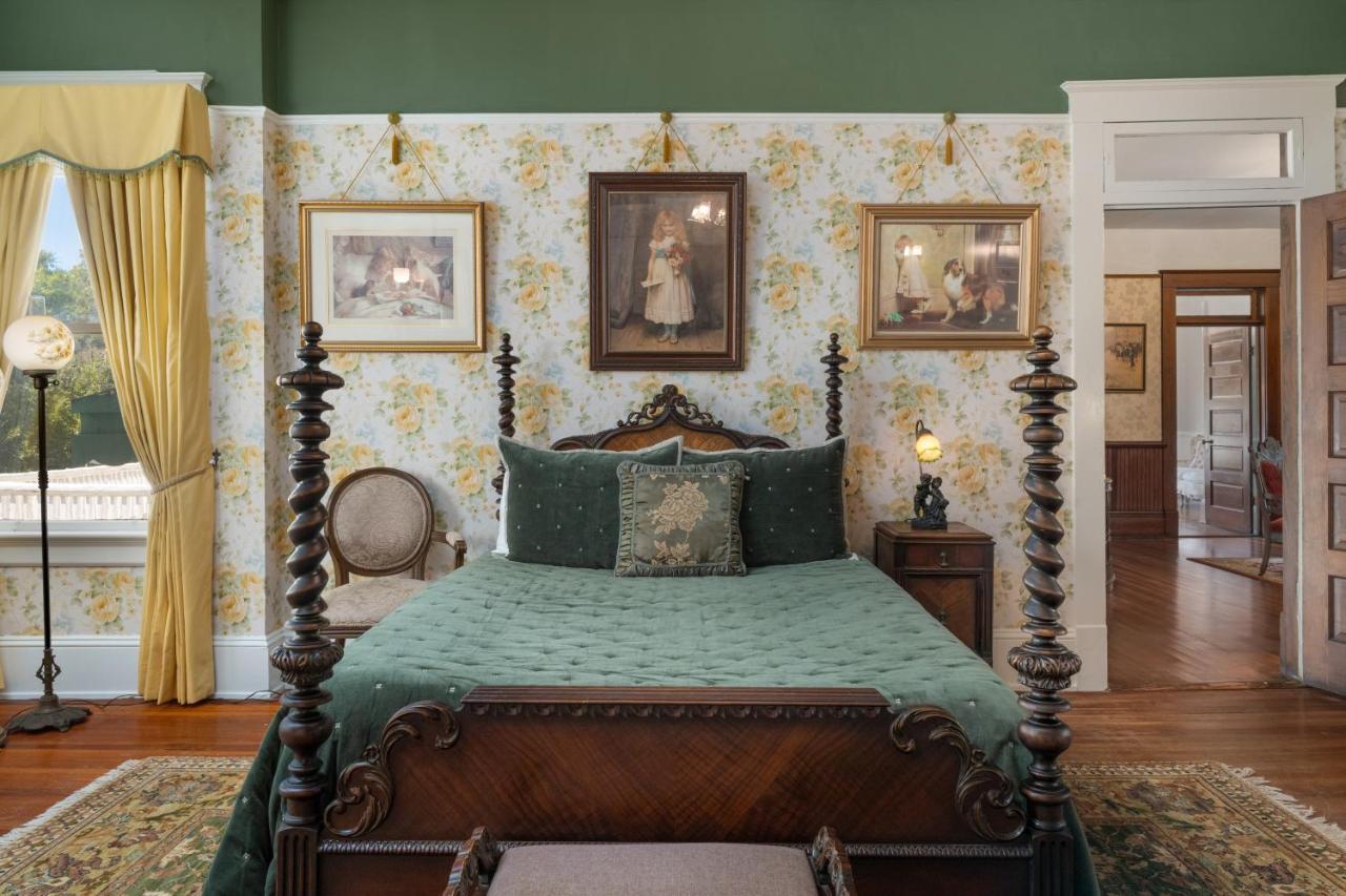 Ross Mansion Bed & Breakfast Hattiesburg Exterior photo